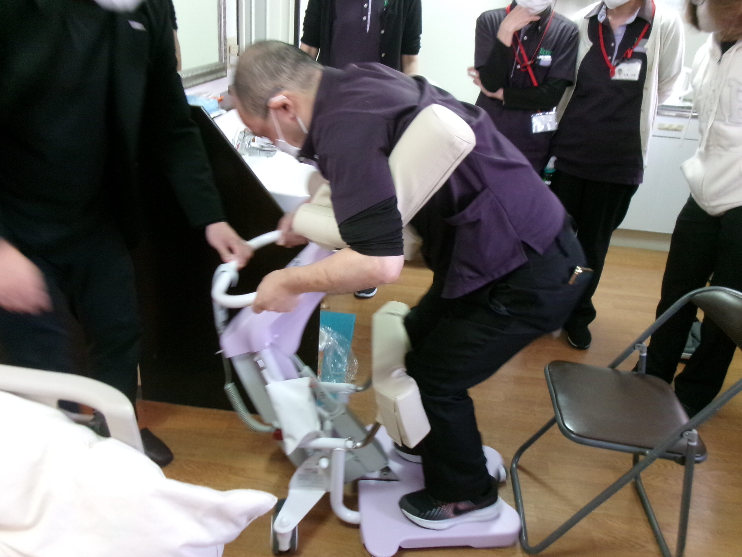 移乗サポートロボット　Hag