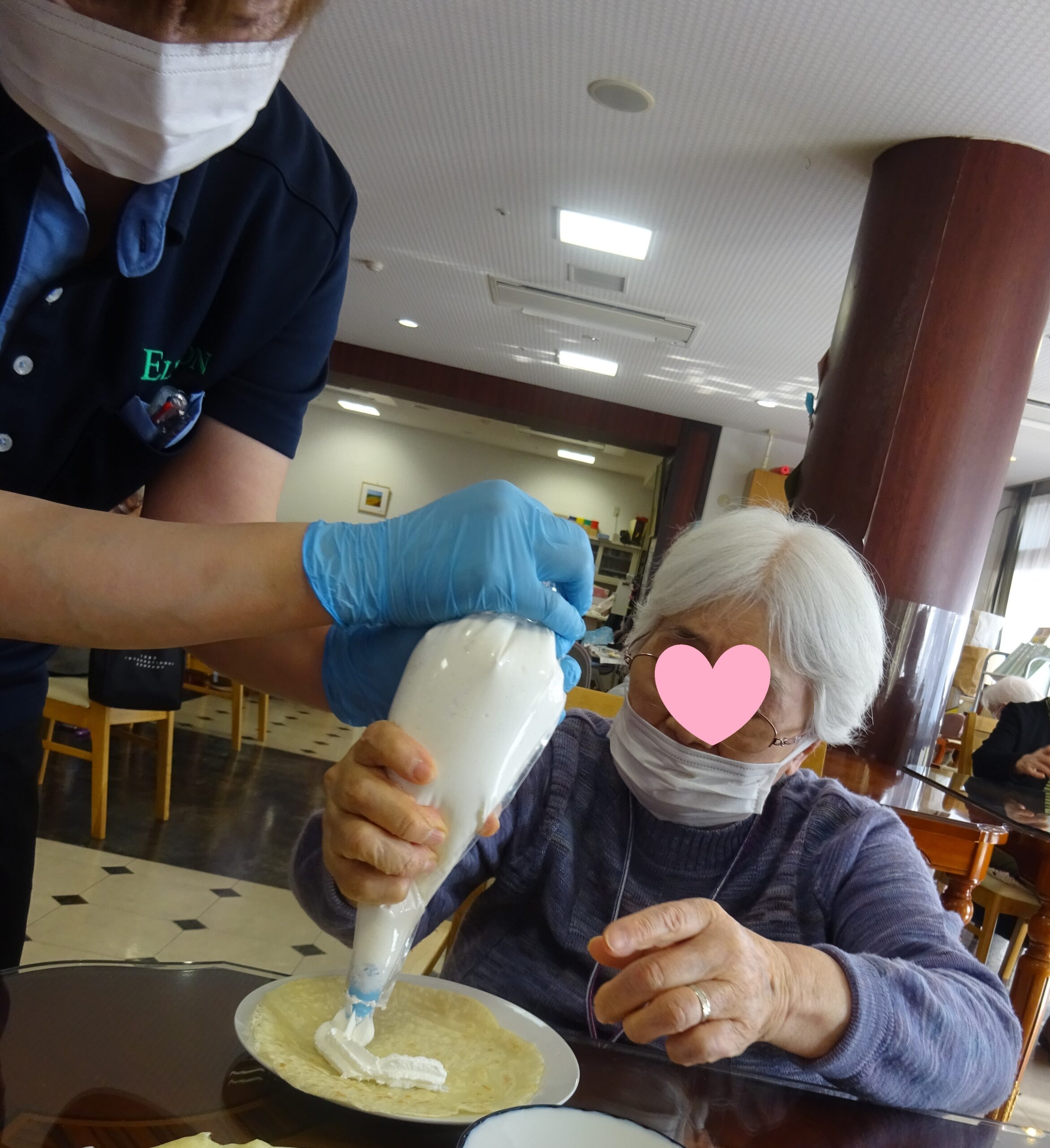 ホイップクリームはたっぷり絞りました♡