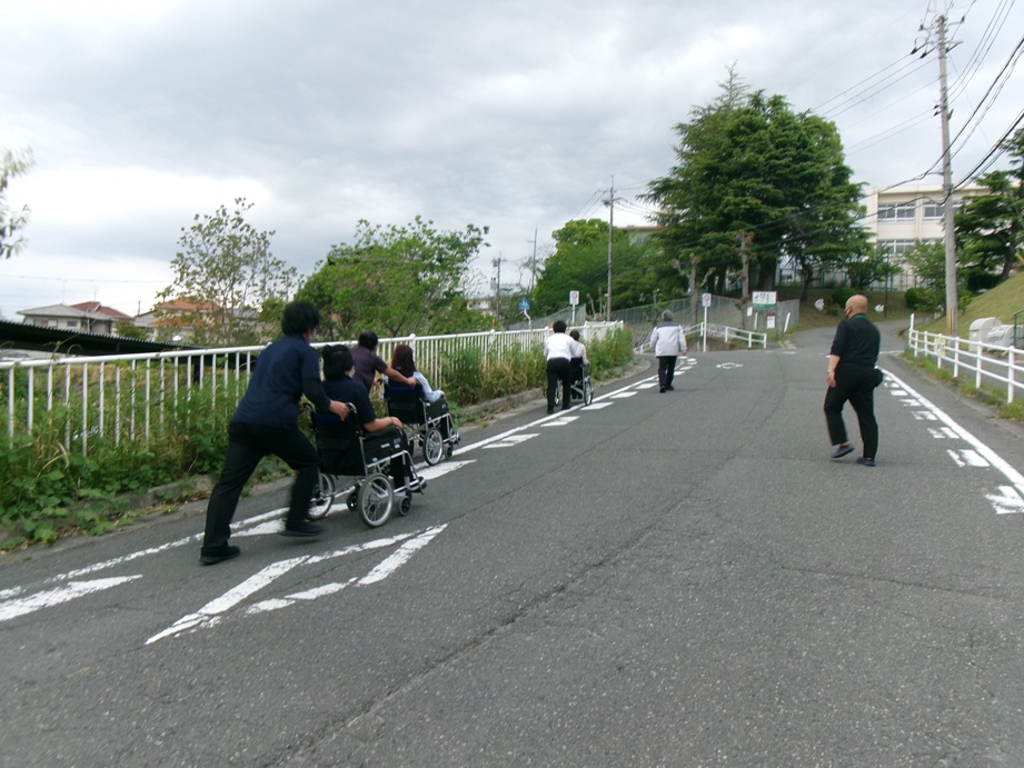広域避難場所への移動